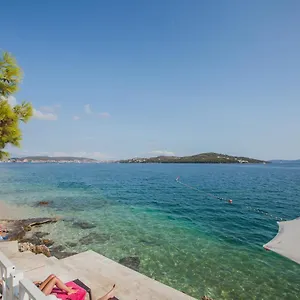 *** Village de vacances Happy Camp Mobile Homes In Amadria Park Trogir Croatie